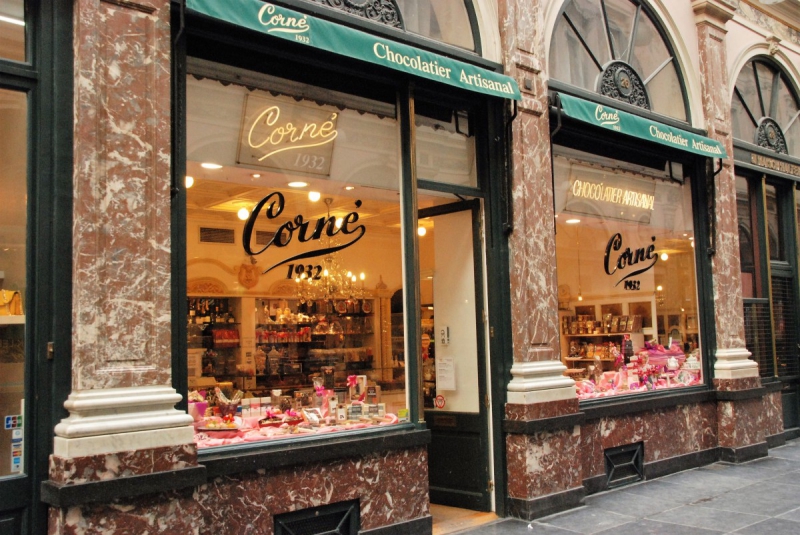 chocolaterie--min_chocolate_chocolaterie_shop_luxury_chic_gallery_brussels_belgium-558146